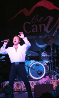 Harmik in Concert