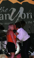 Harmik in Concert